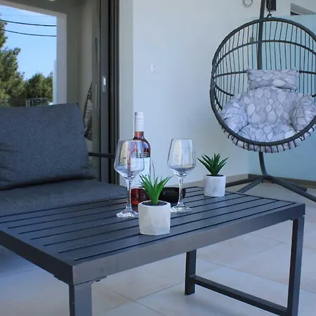 My Place Luxury Apartmanhotel Néosz Marmarász