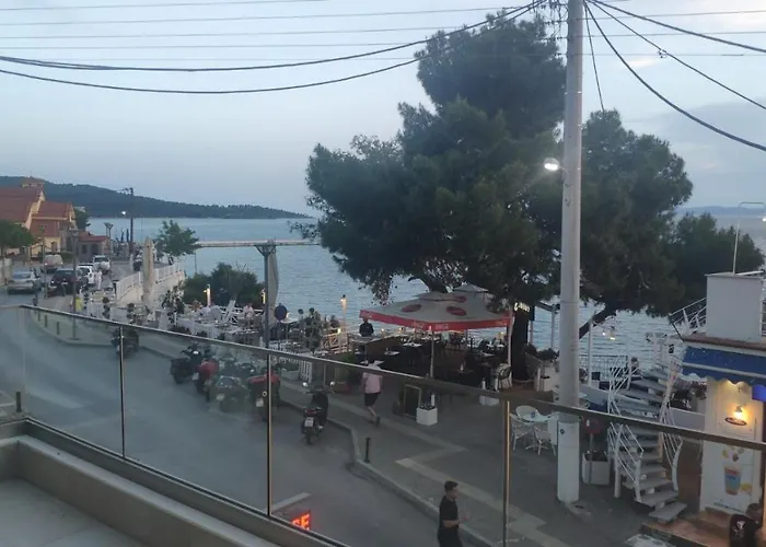 My Place Luxury Apart-hotel Néos Marmarás